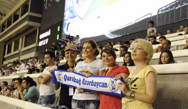 Ayaqlarım yoruldu… bilet tapa bilmədim