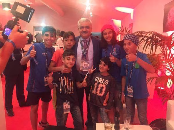 Uşaq nədi, futbol nədi?